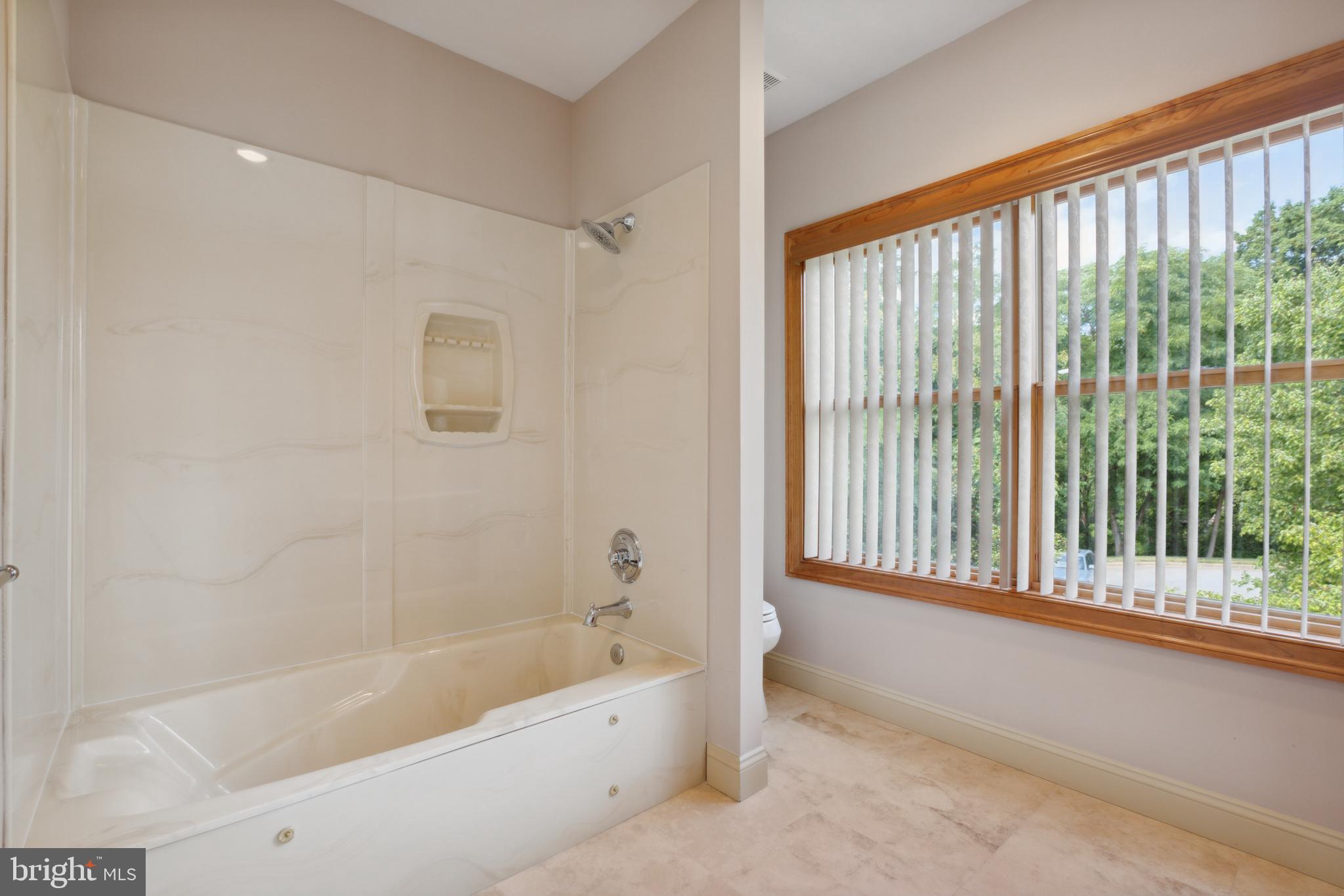 FEATHERSTONE FARMS - Residential