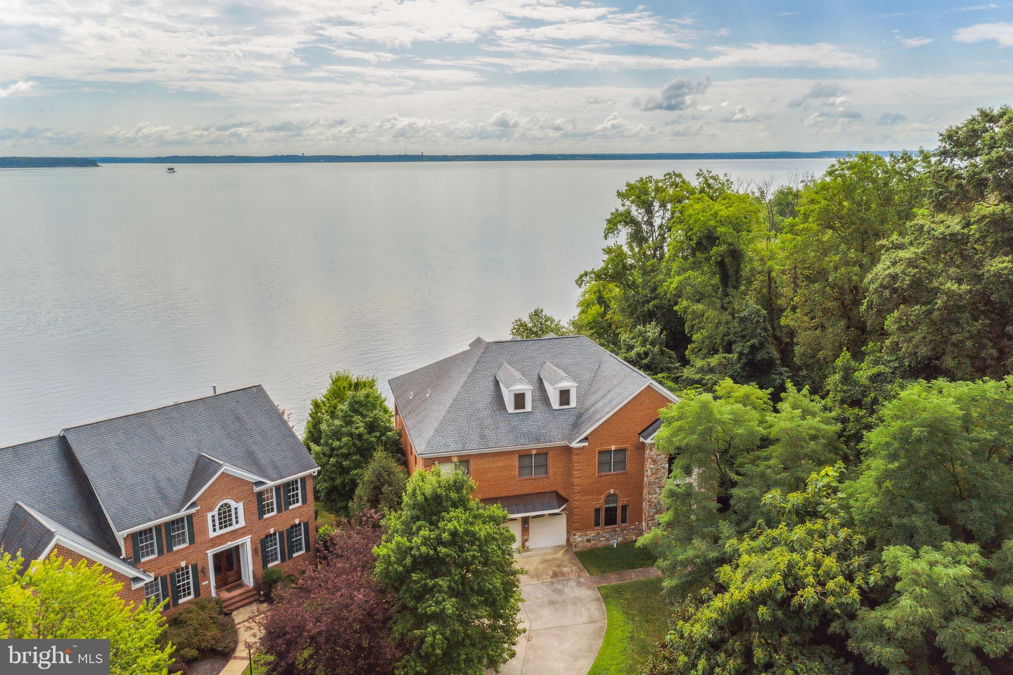 FEATHERSTONE FARMS - Residential