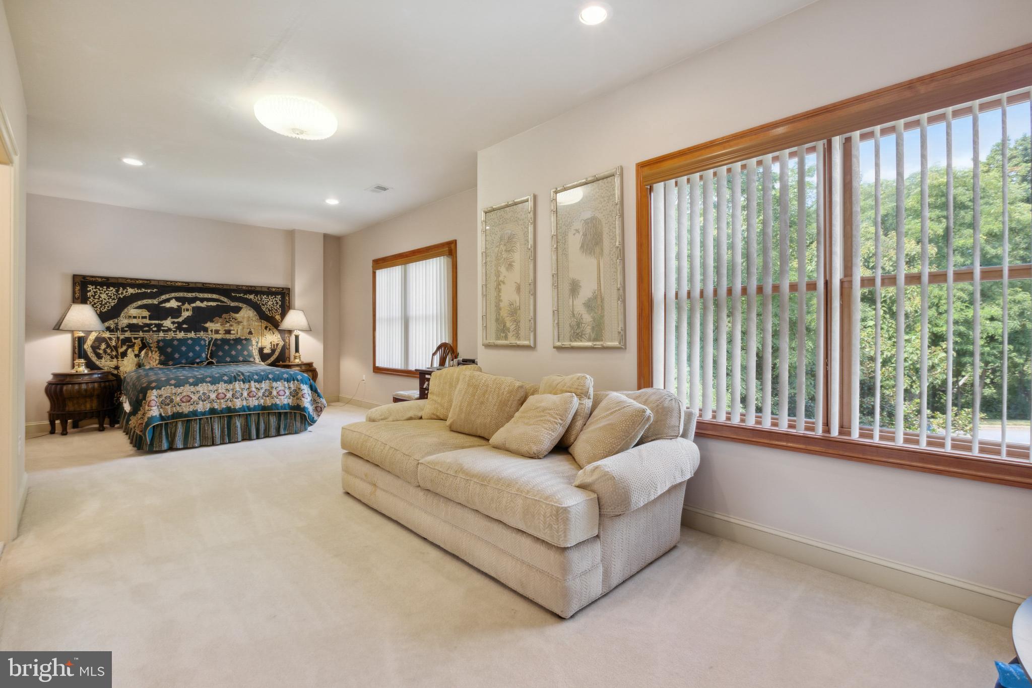 FEATHERSTONE FARMS - Residential