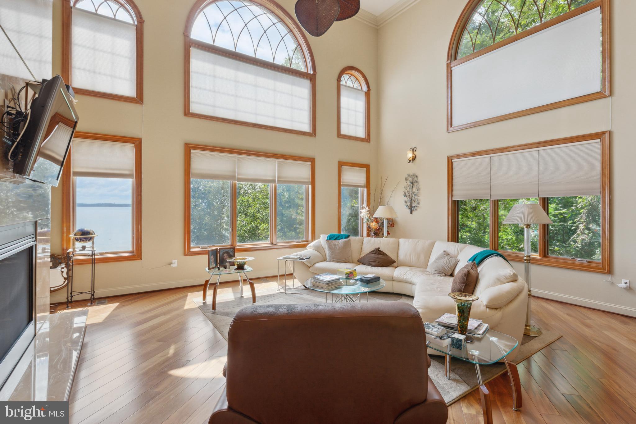 FEATHERSTONE FARMS - Residential