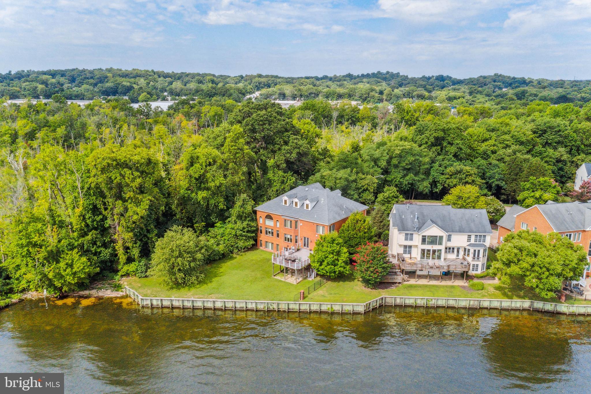 FEATHERSTONE FARMS - Residential