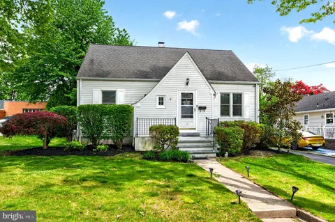 6 Dawes Avenue, Trenton, NJ MLS: NJME2077254