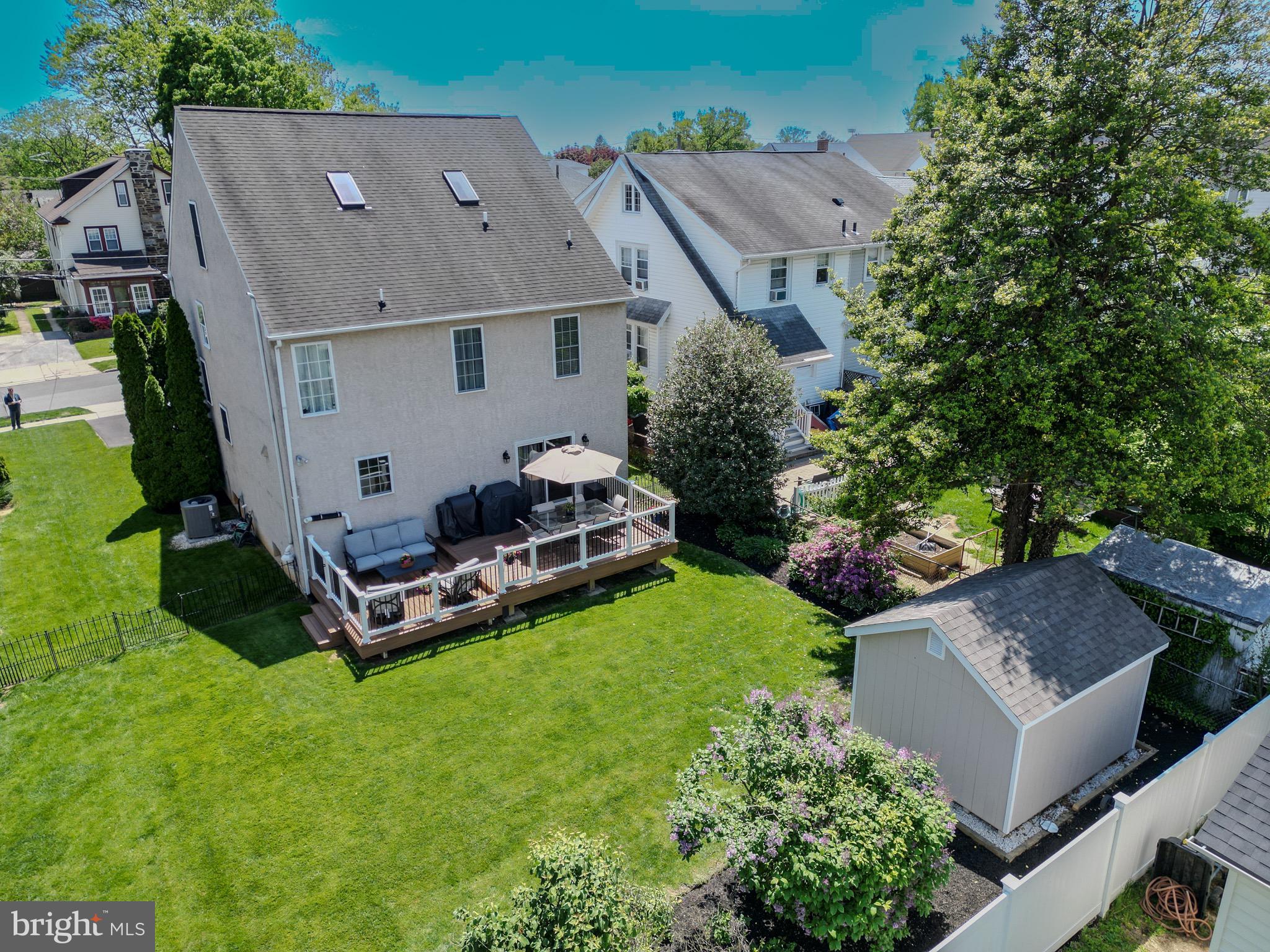 OAKMONT - Residential