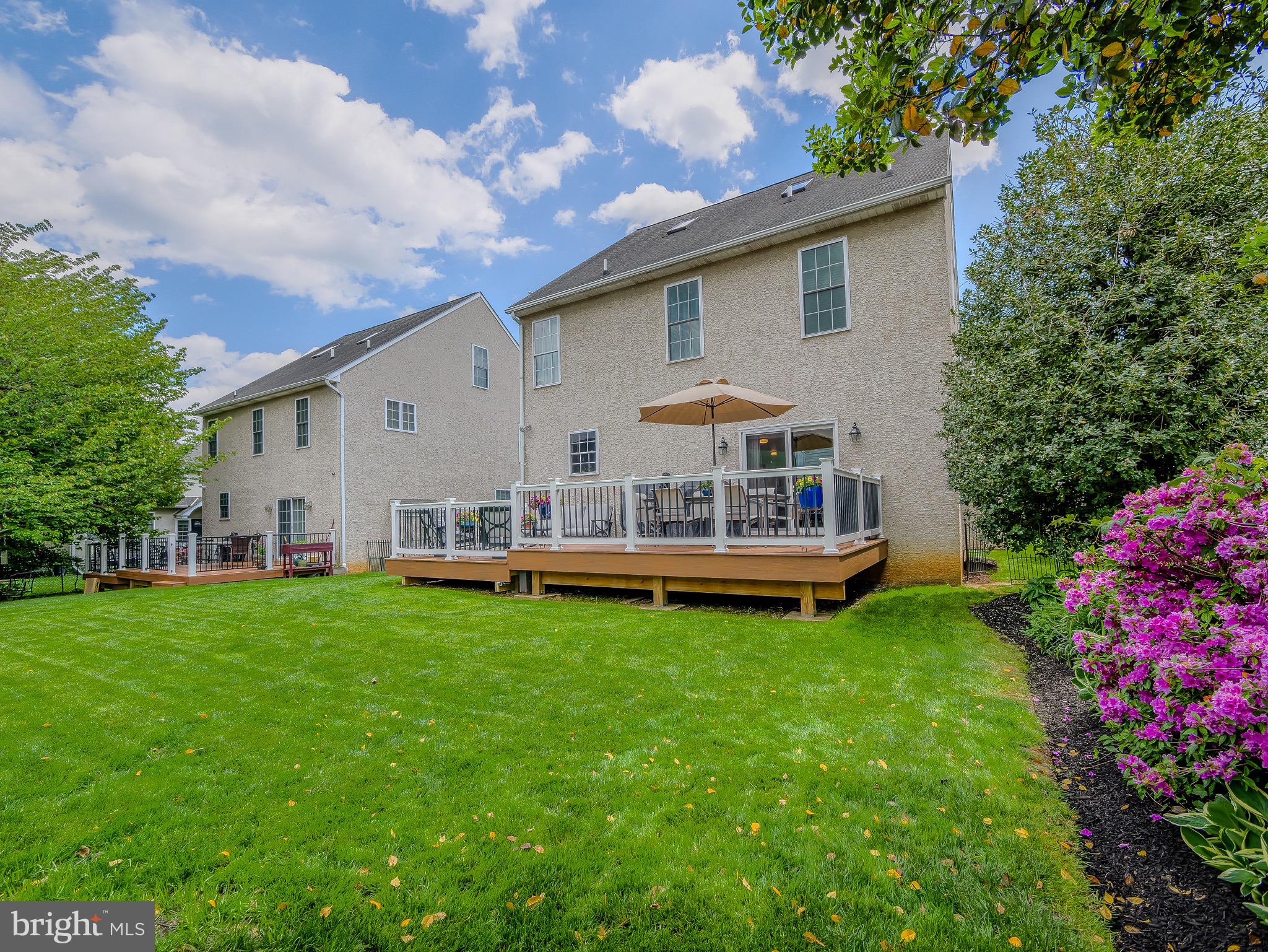 OAKMONT - Residential