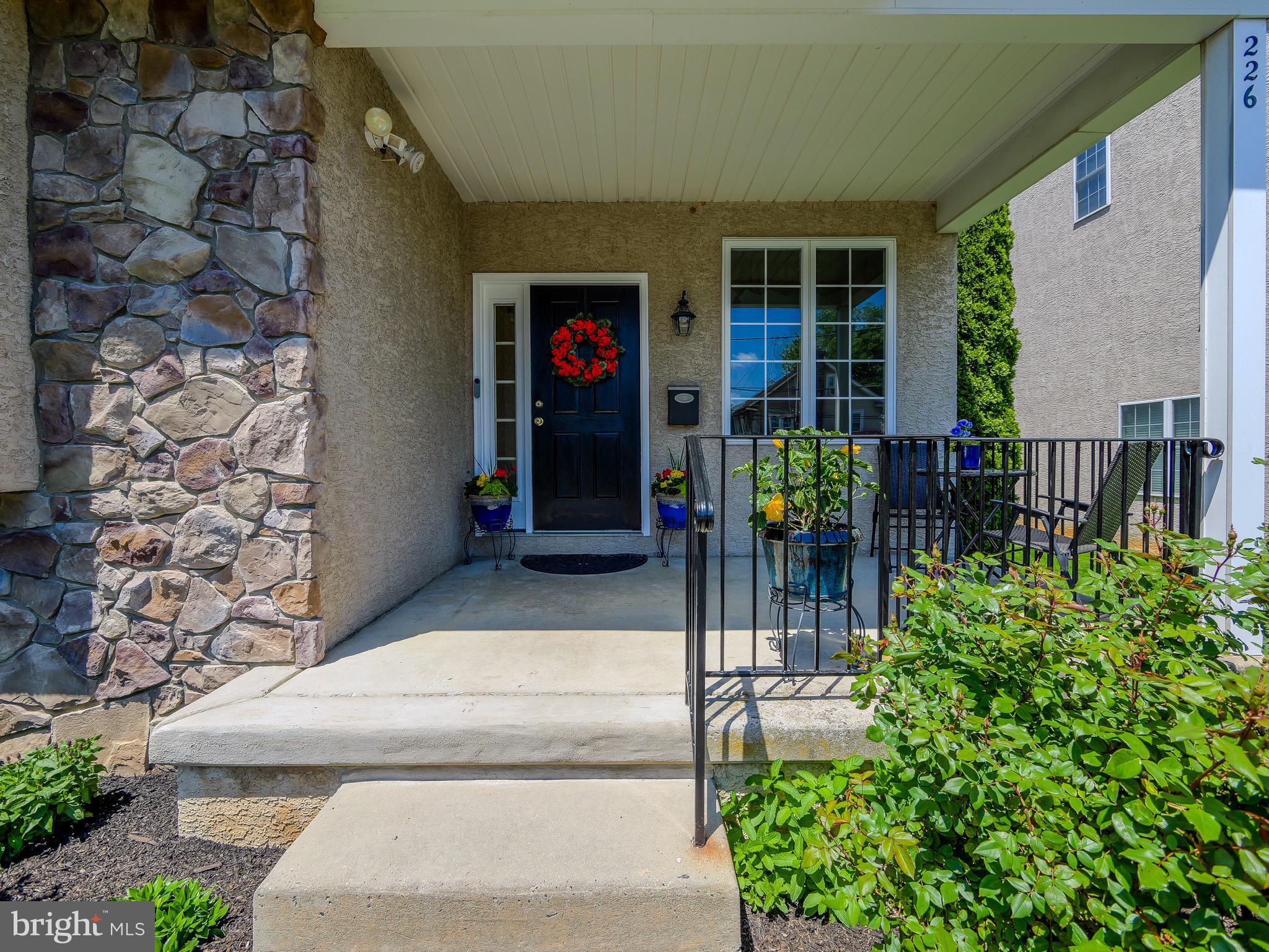 OAKMONT - Residential