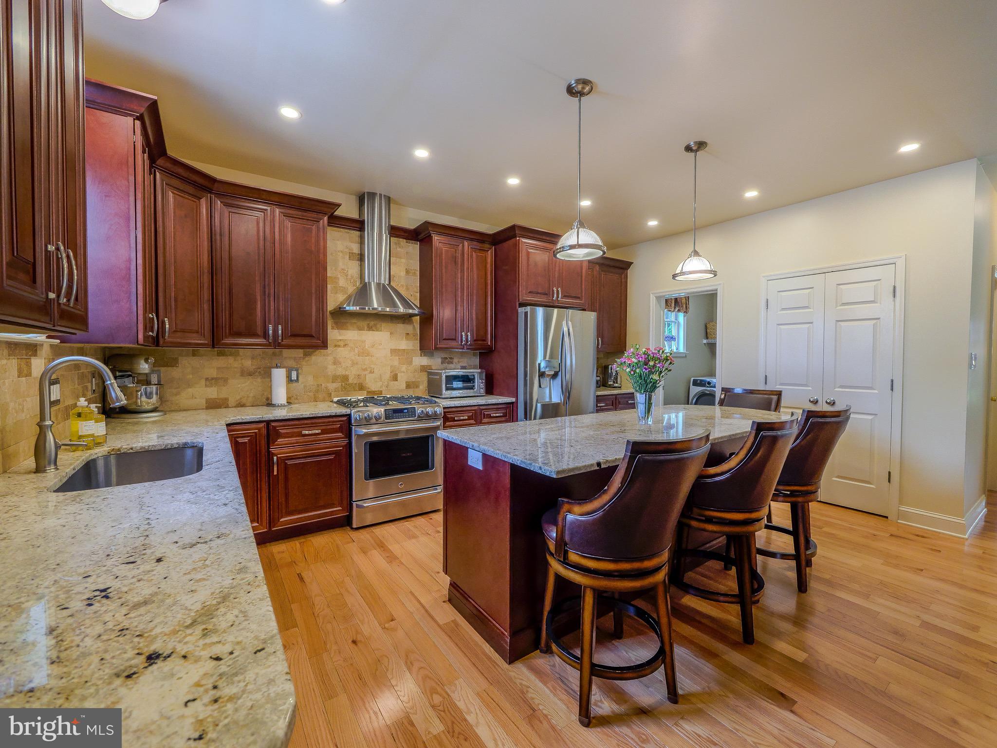 OAKMONT - Residential
