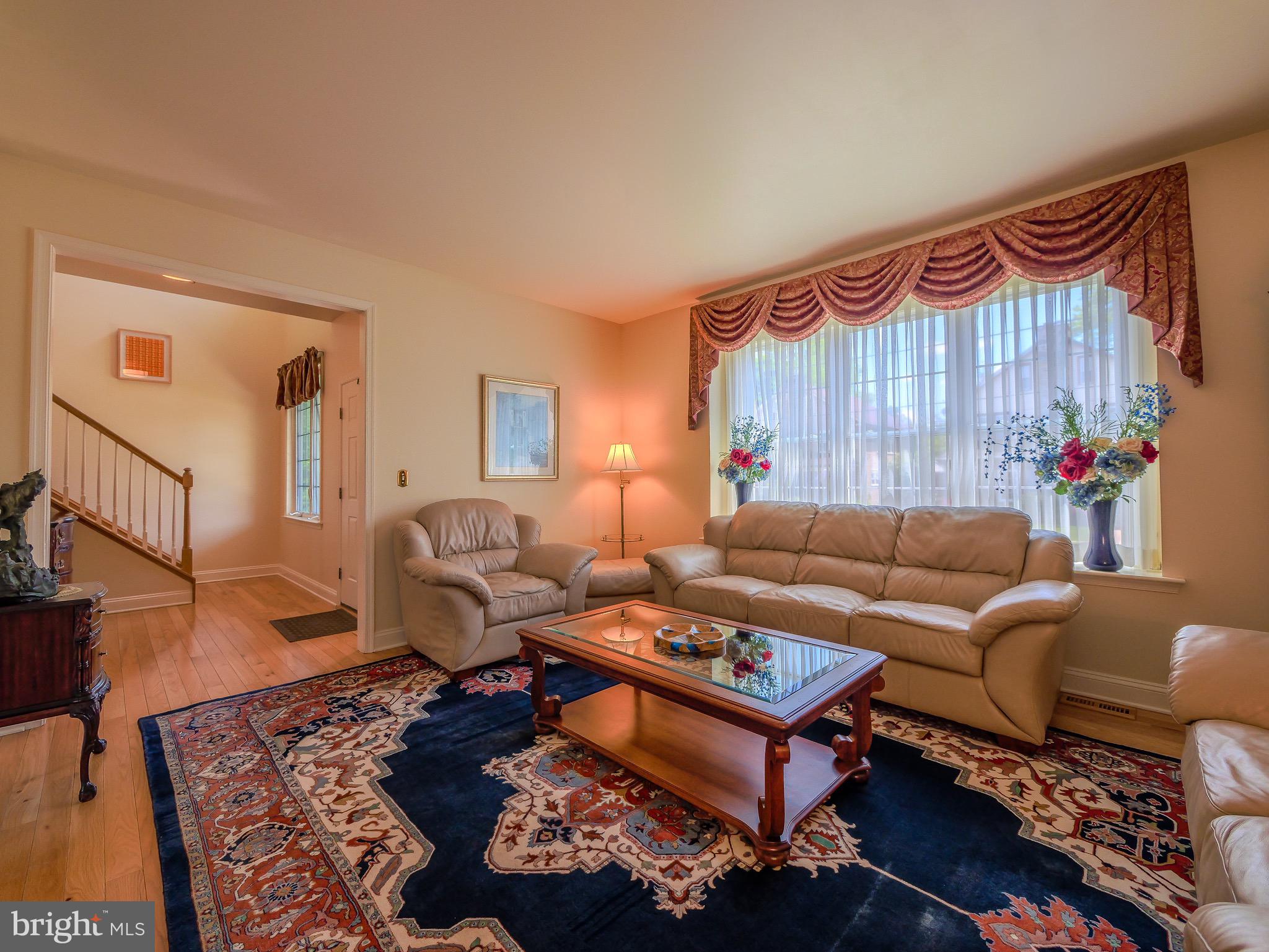 OAKMONT - Residential