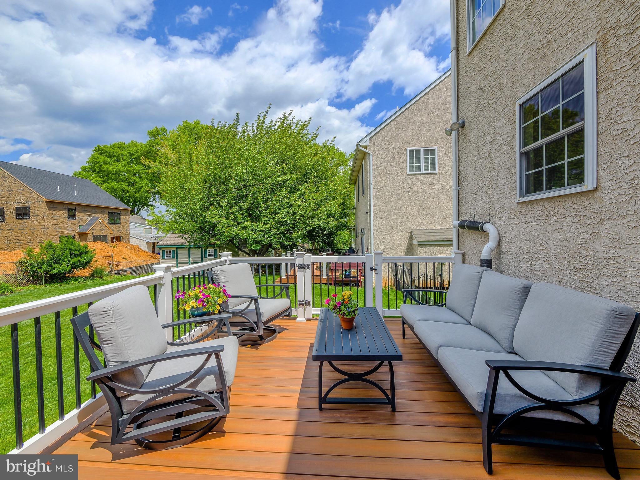 OAKMONT - Residential