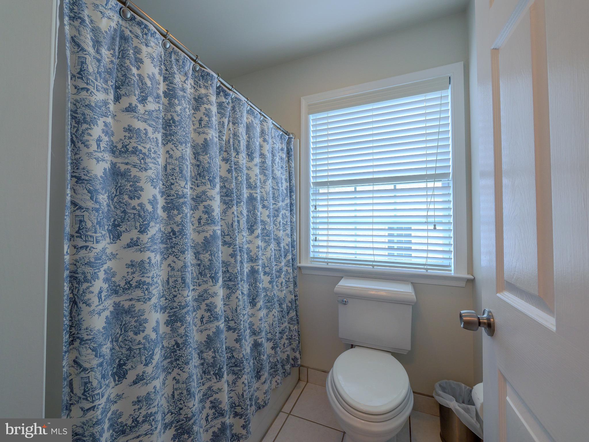 OAKMONT - Residential