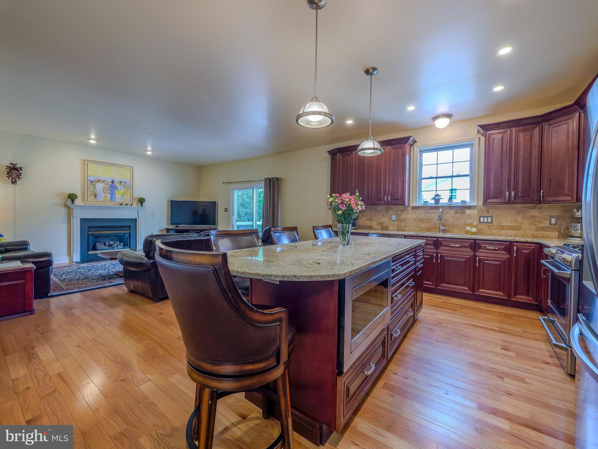OAKMONT - Residential