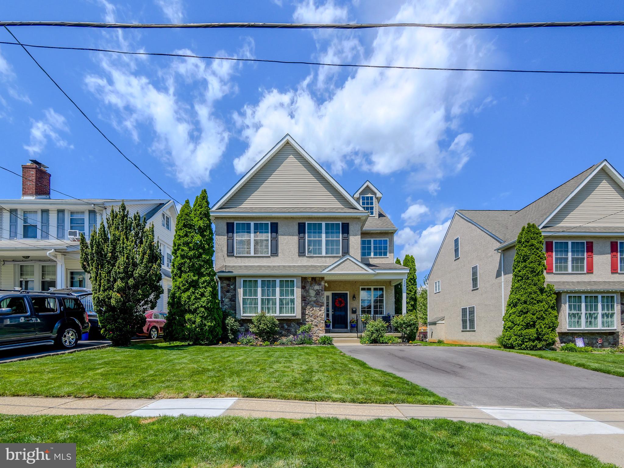 OAKMONT - Residential