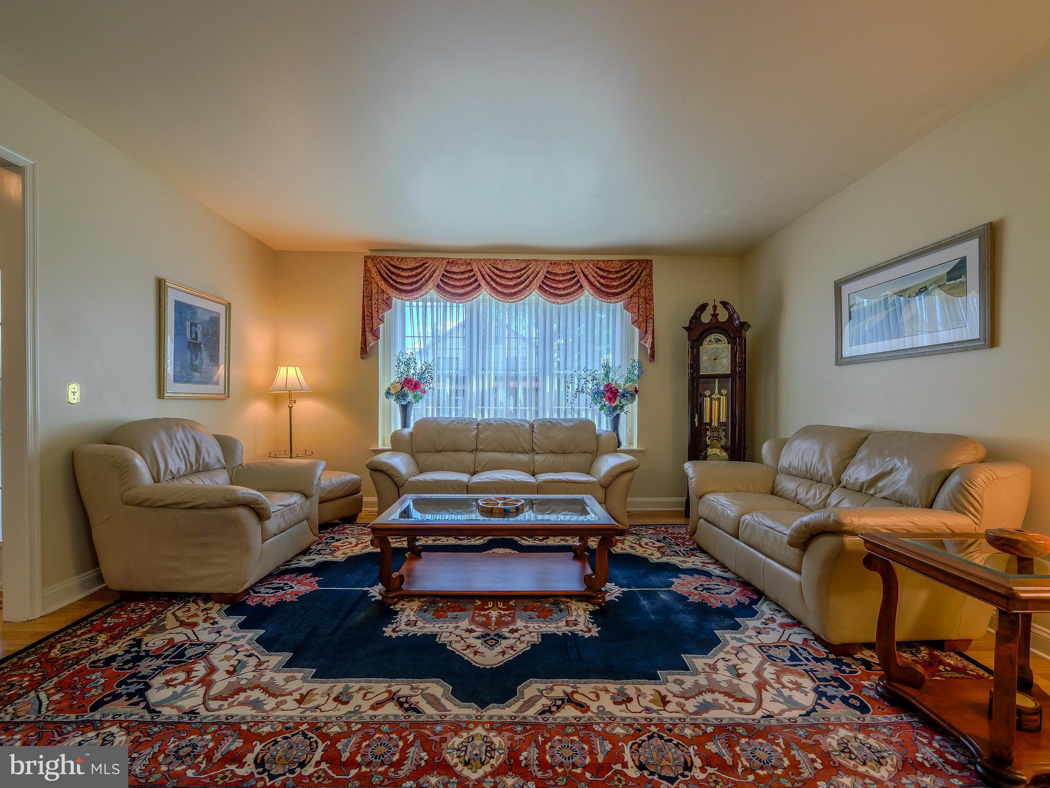 OAKMONT - Residential