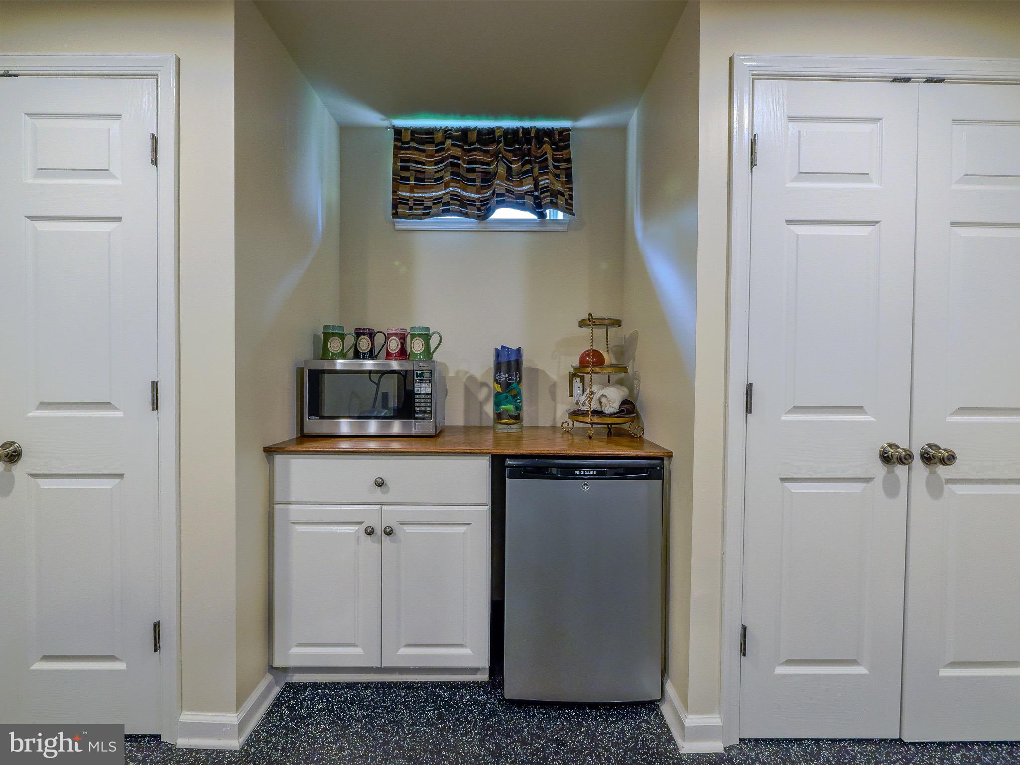 OAKMONT - Residential