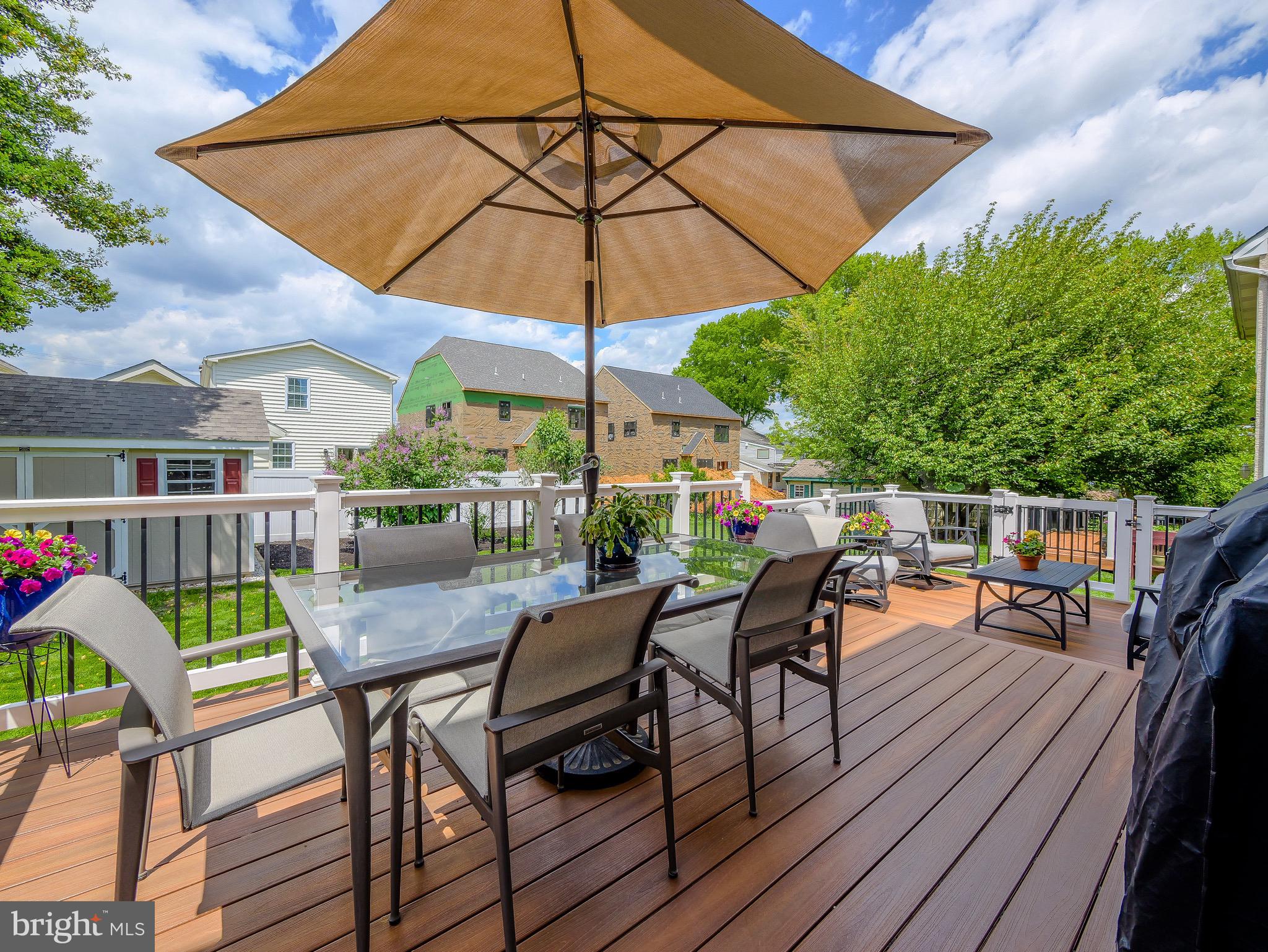 OAKMONT - Residential