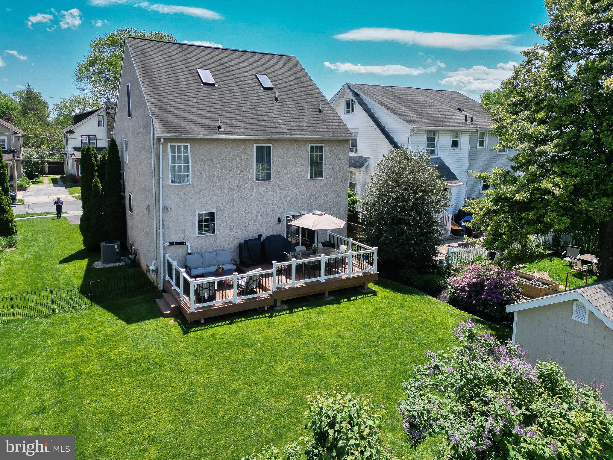 OAKMONT - Residential