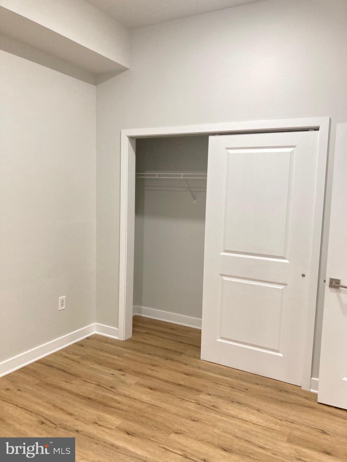 KENSINGTON - Residential Lease