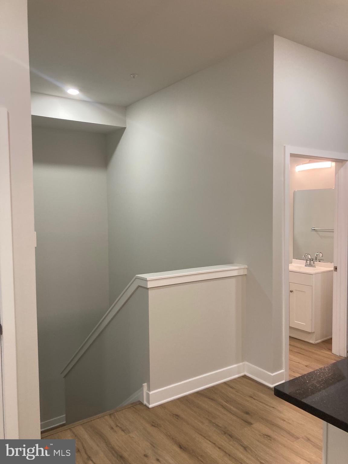 KENSINGTON - Residential Lease