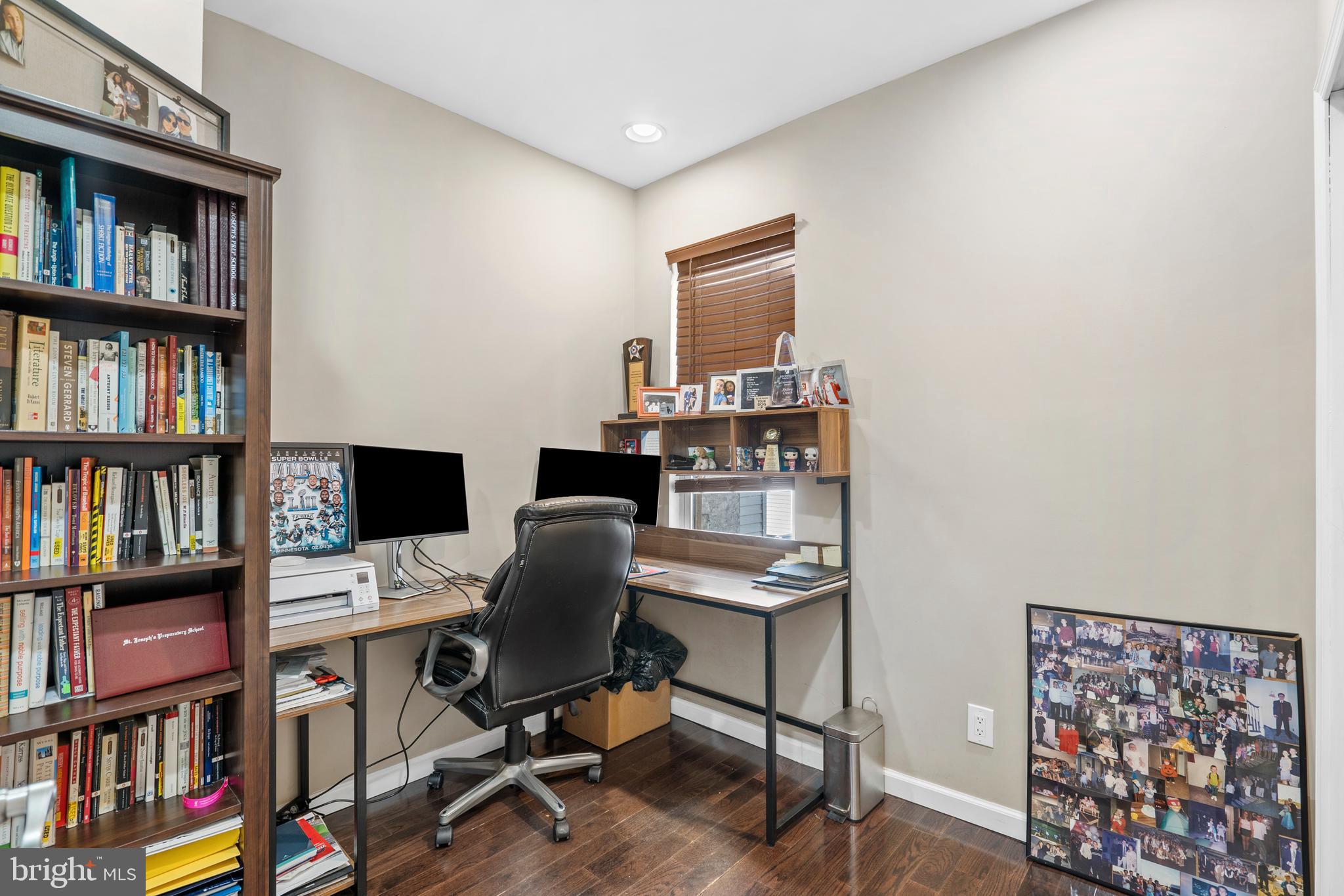 WHITMAN - Residential