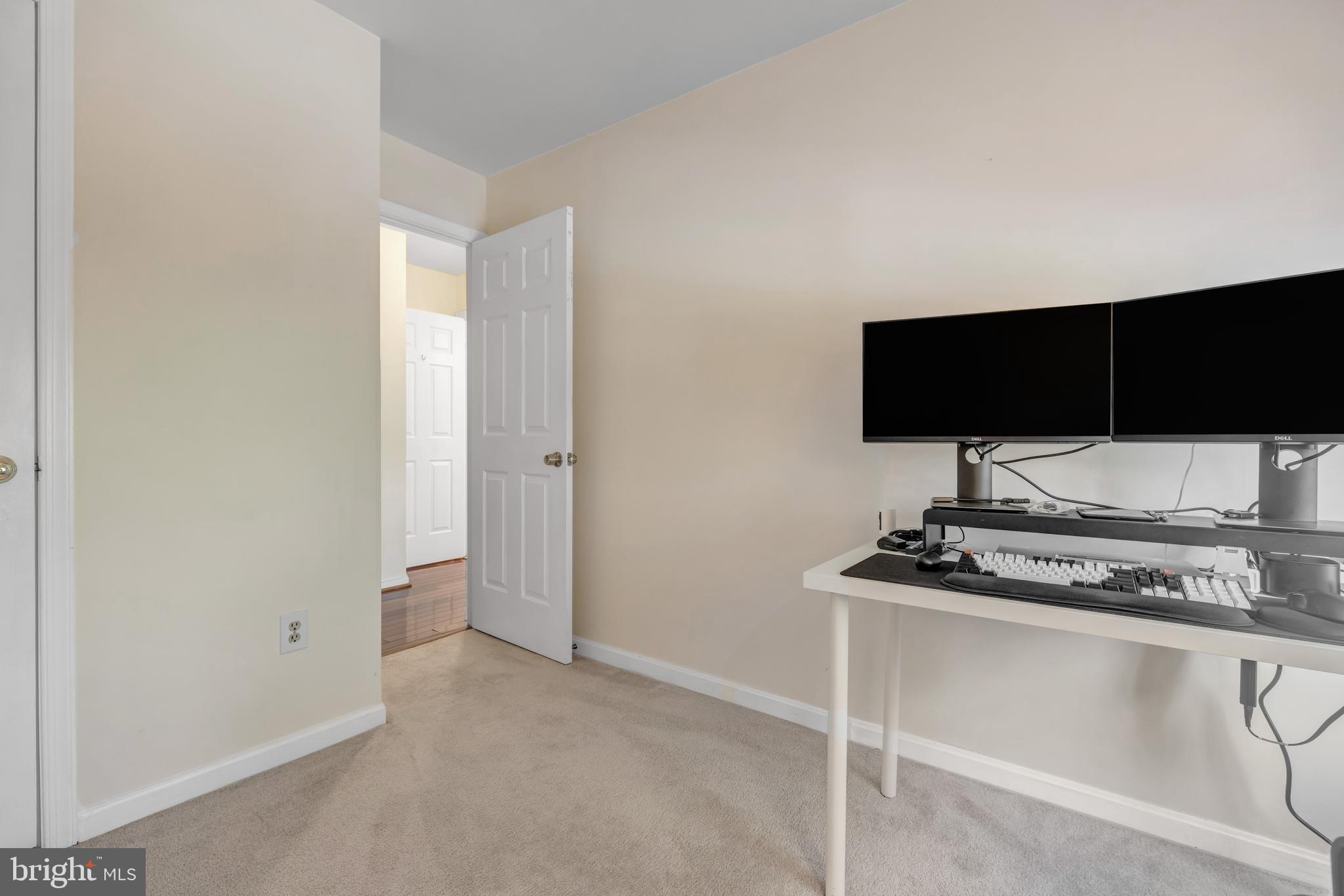 WOODSIDE MEWS - Residential Lease