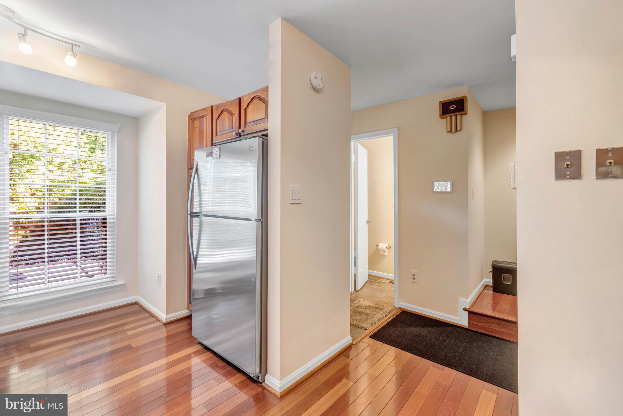 WOODSIDE MEWS - Residential Lease