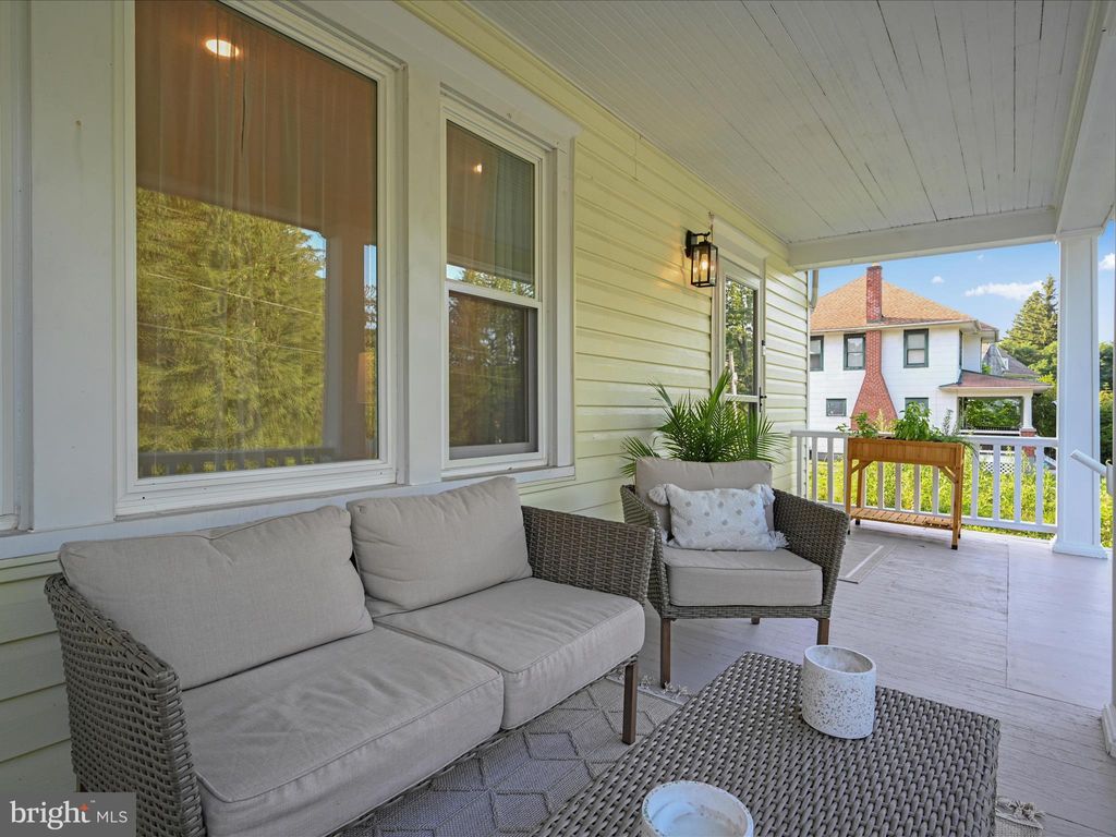 Photo of 1731 NEW HOLLAND PIKE, LANCASTER, PA 17601 (MLS # PALA2038352)