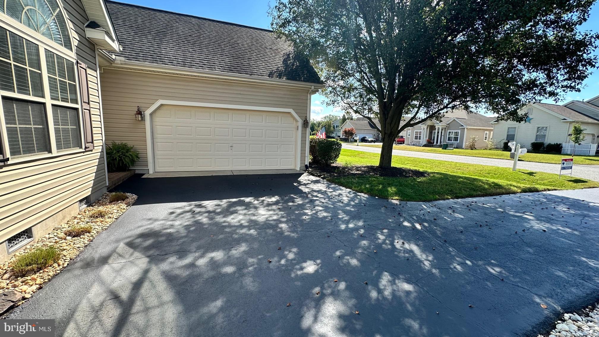 10 HOMESTEAD BOULEVARD