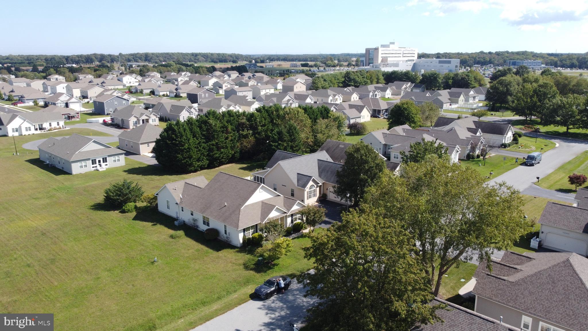 10 HOMESTEAD BOULEVARD