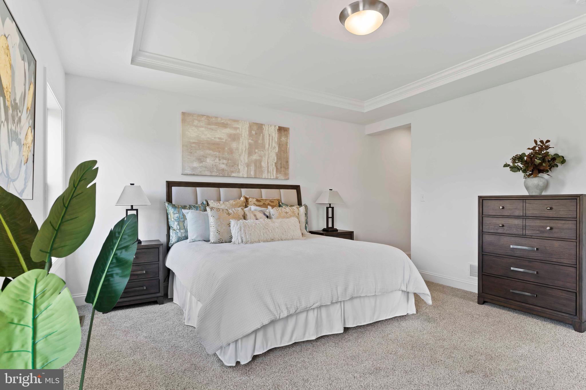 AUTUMN CHASE - Residential