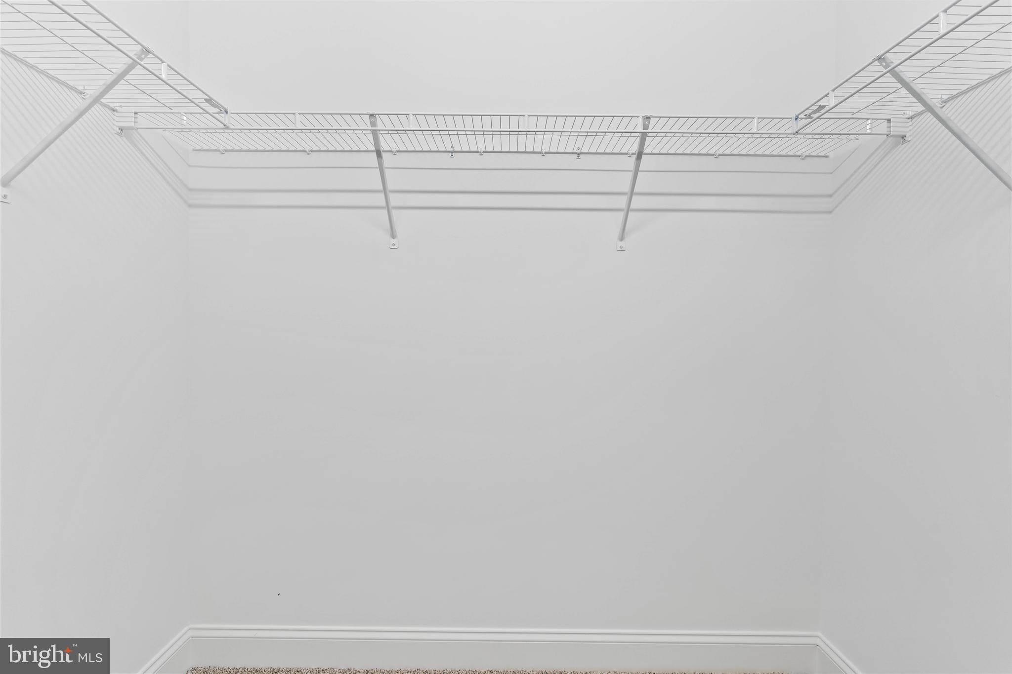 AUTUMN CHASE - Residential