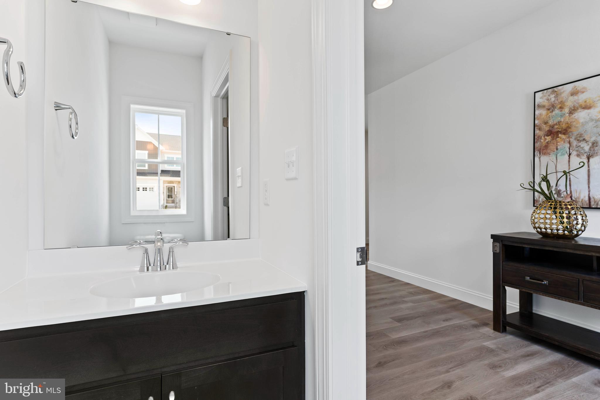 AUTUMN CHASE - Residential