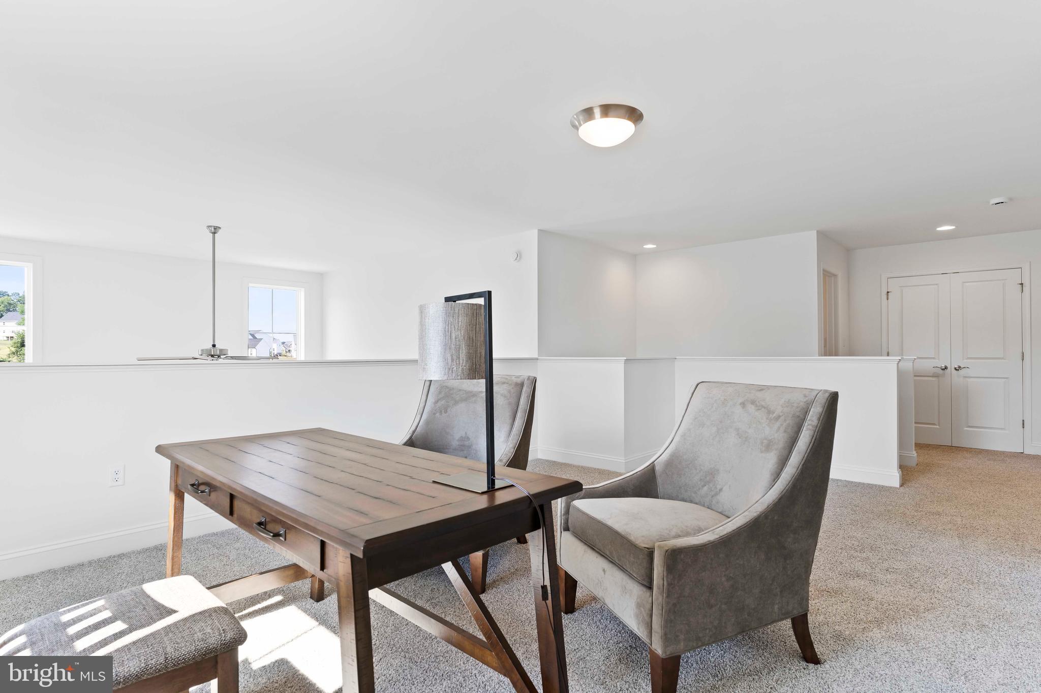 AUTUMN CHASE - Residential