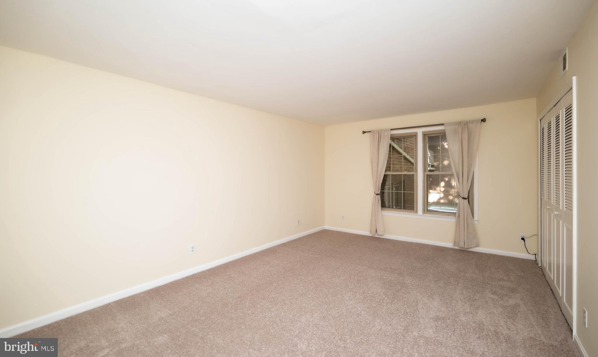 WESTCHESTER PARK - Residential