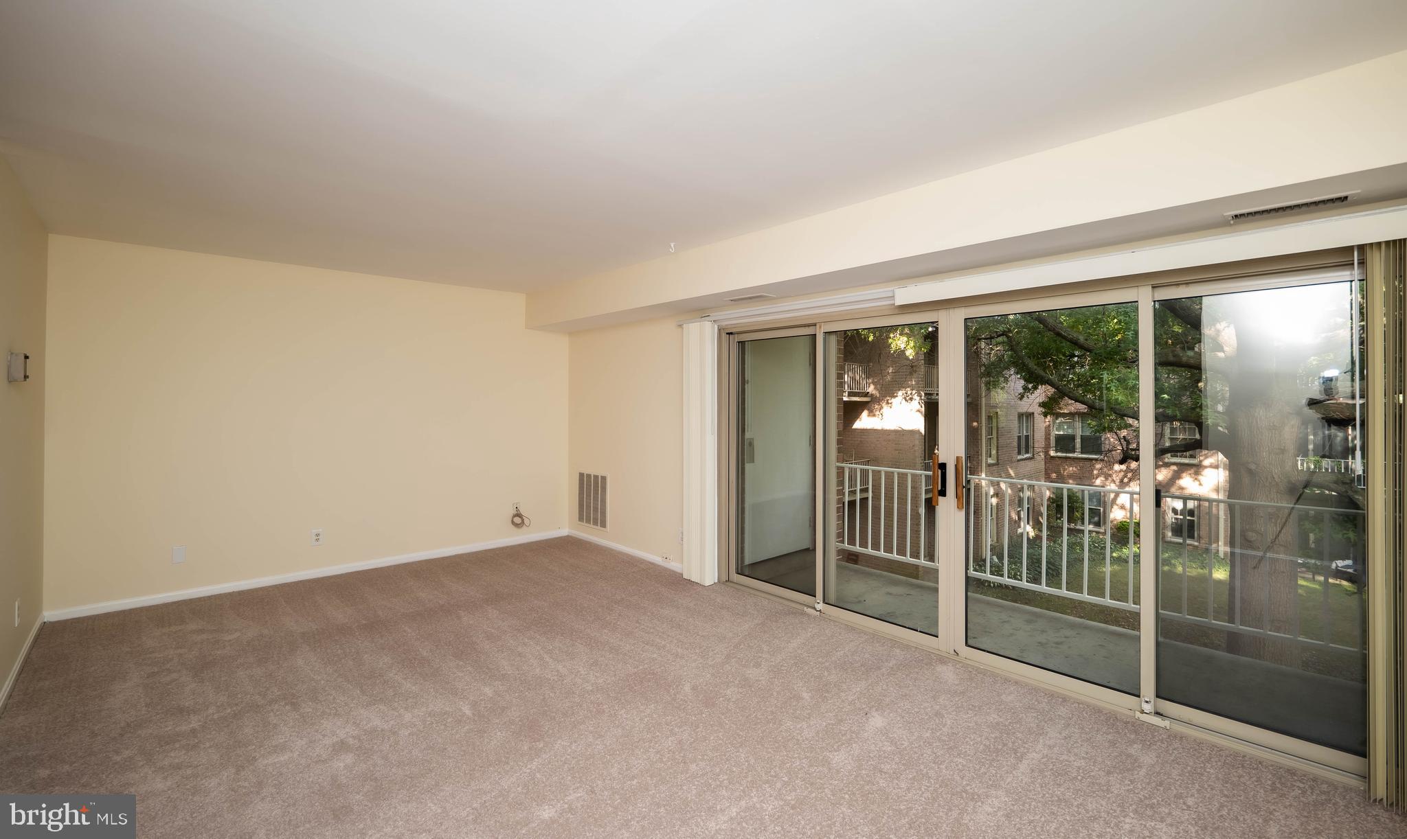 WESTCHESTER PARK - Residential