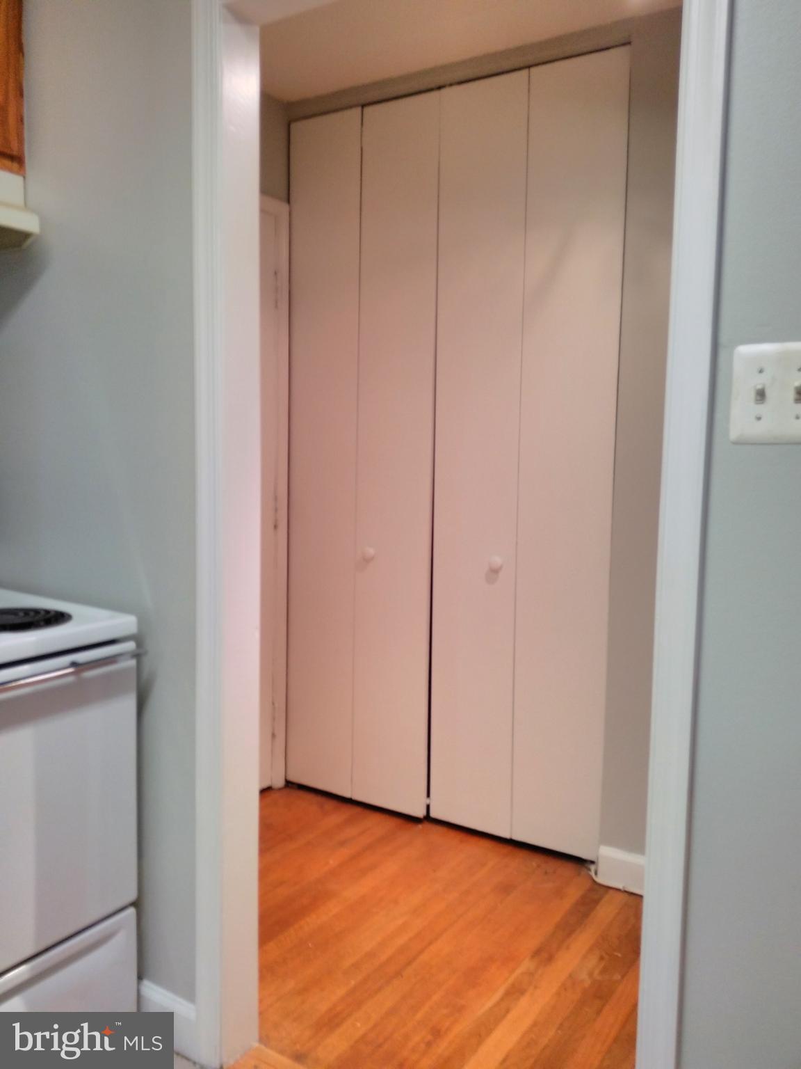 MOUNT VERNON PLACE HISTORIC DISTRICT - Residential Lease