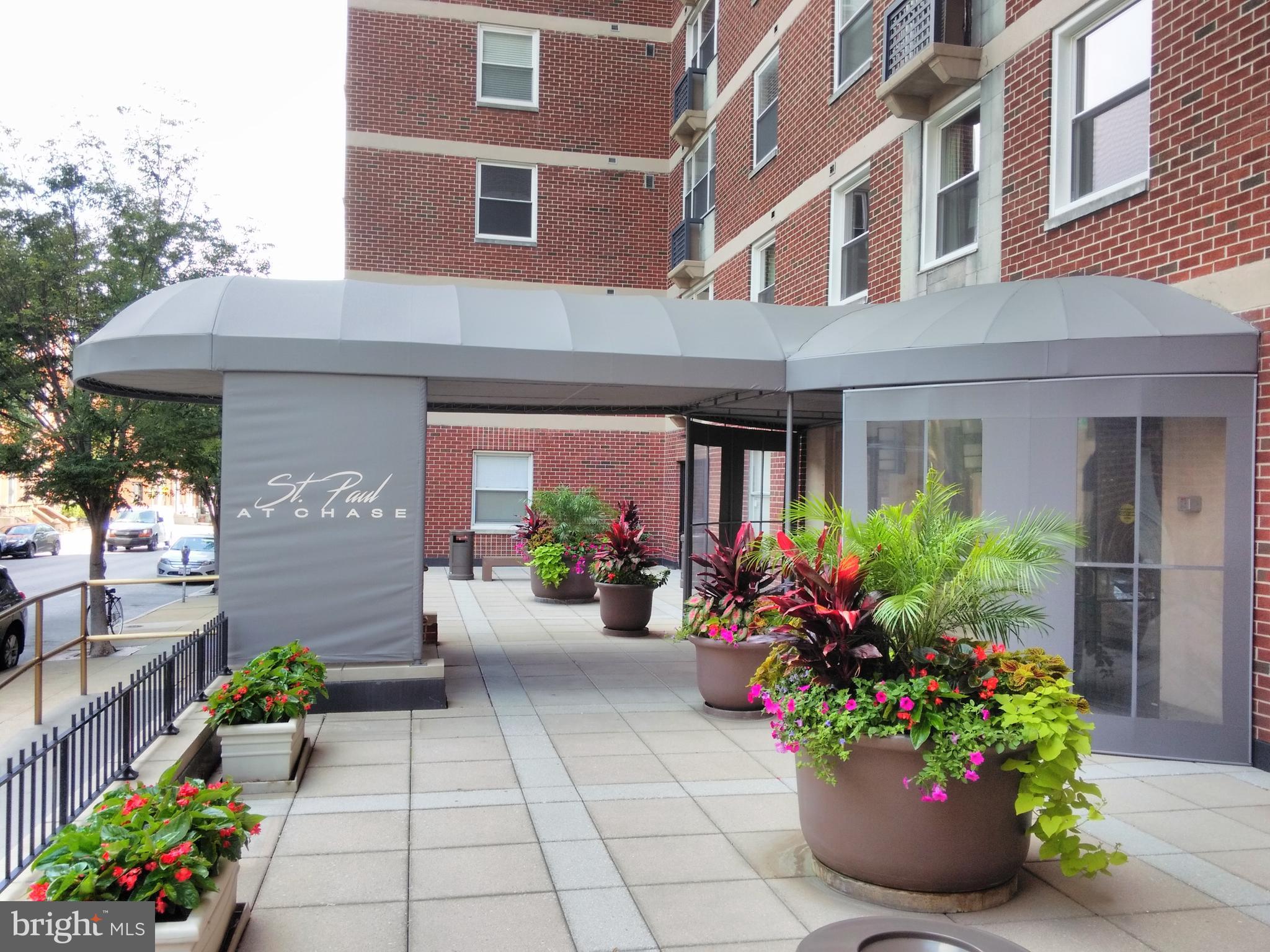 MOUNT VERNON PLACE HISTORIC DISTRICT - Residential Lease