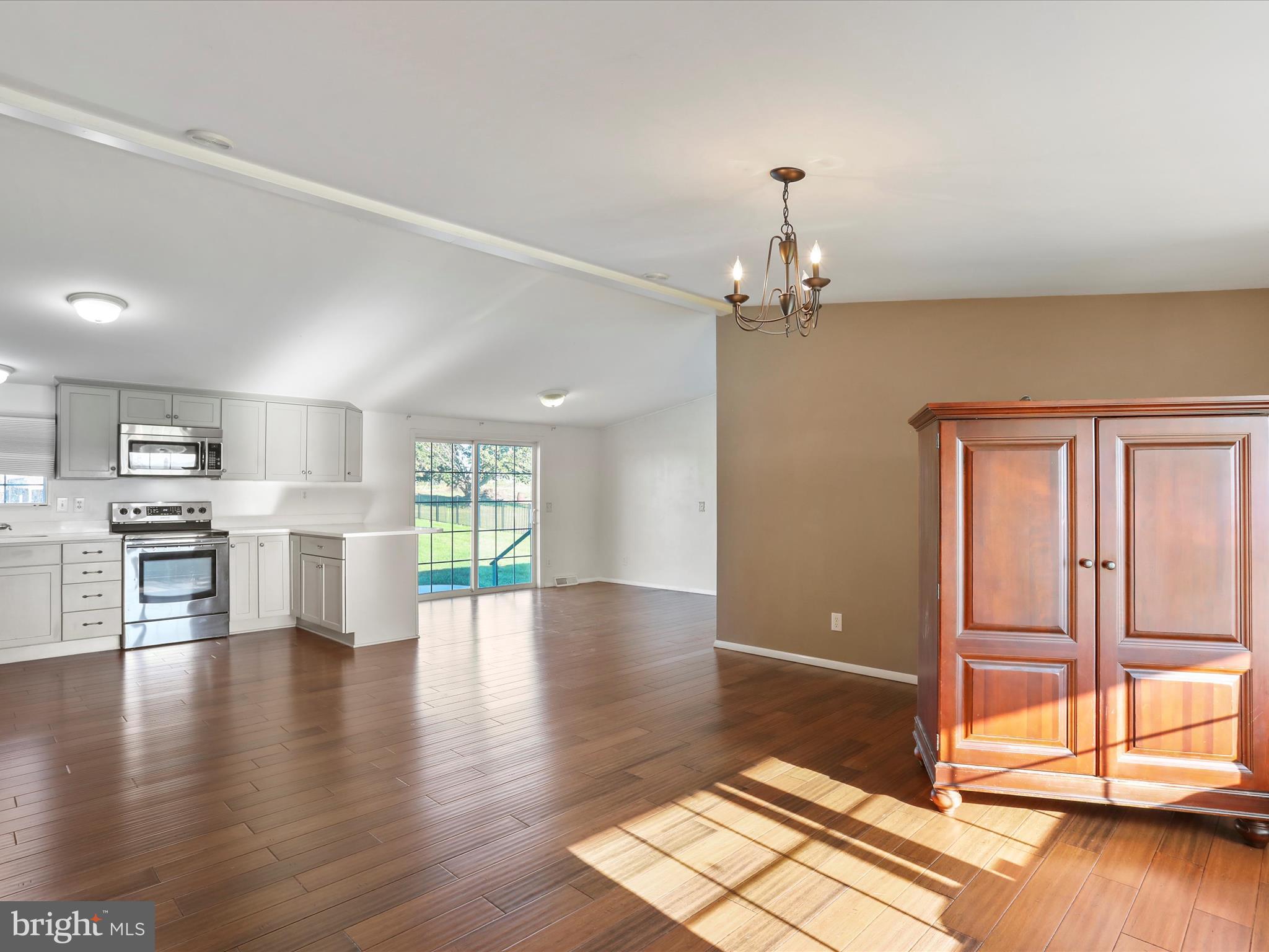 14433 WILLIAMSPORT PIKE