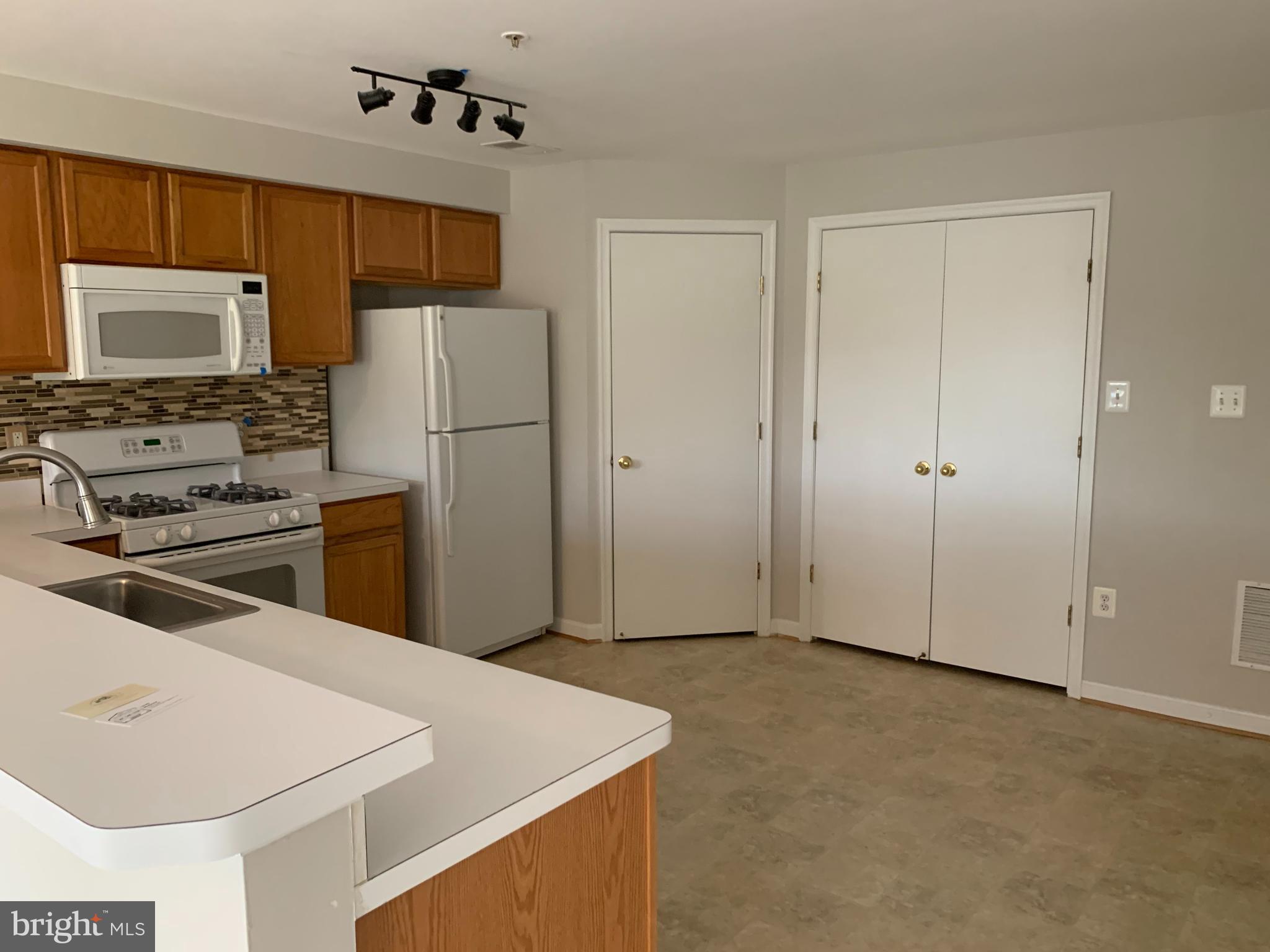 CLARKSBURG - Residential Lease