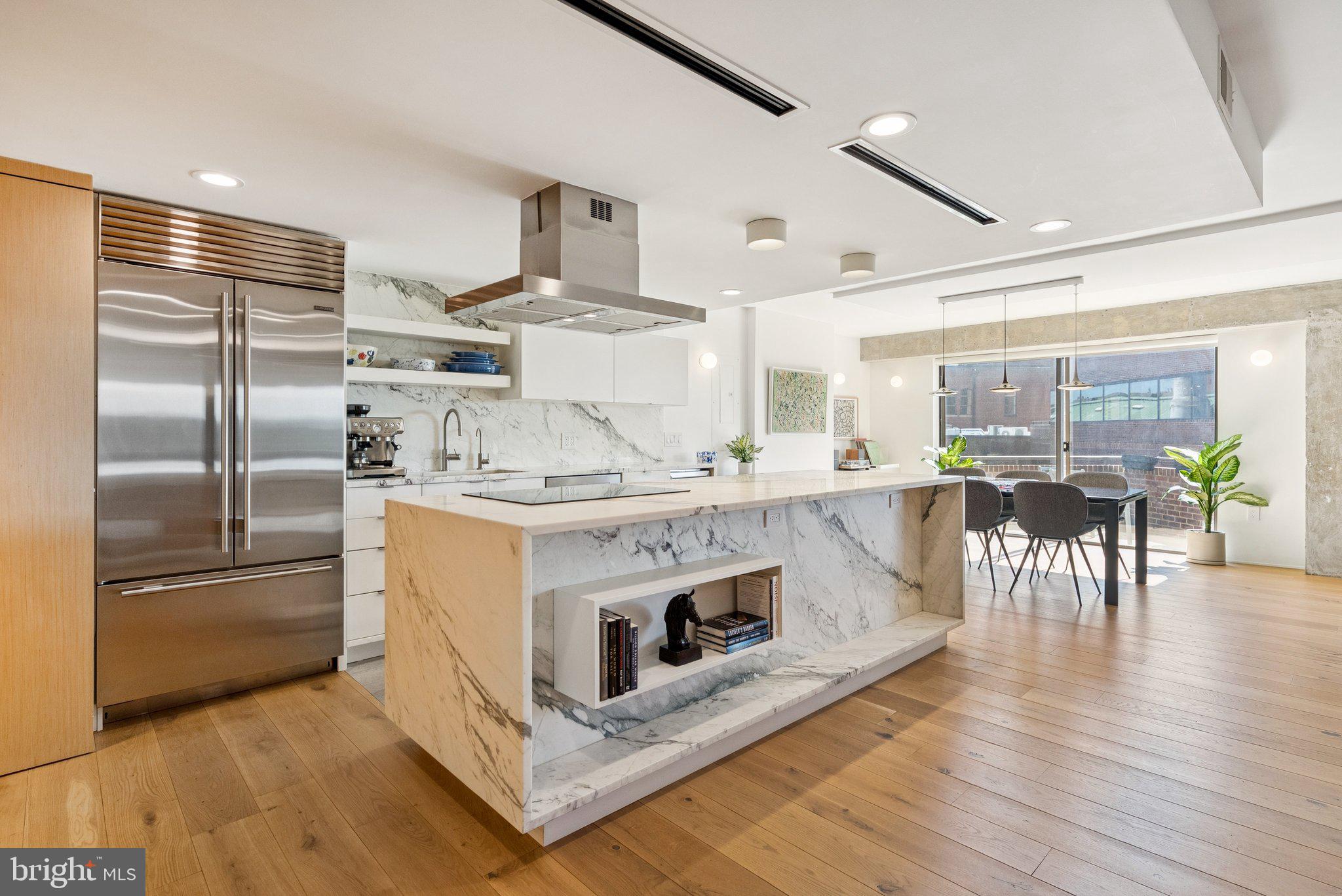 1015 33RD STREET NW 809