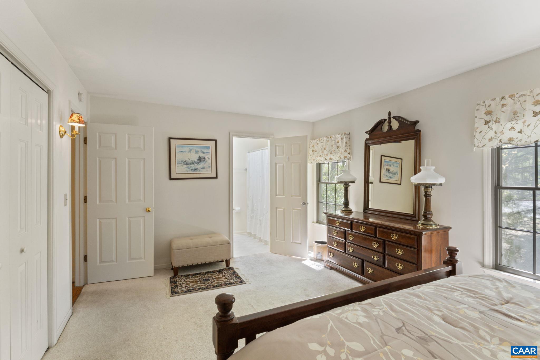 LAKE MONTICELLO - Residential