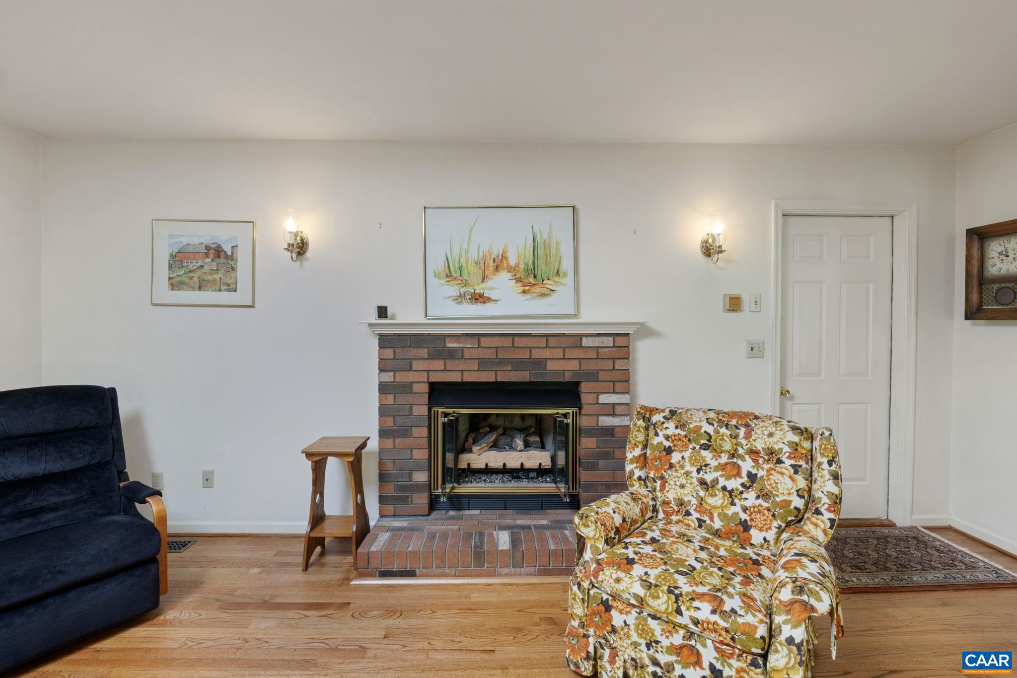 LAKE MONTICELLO - Residential