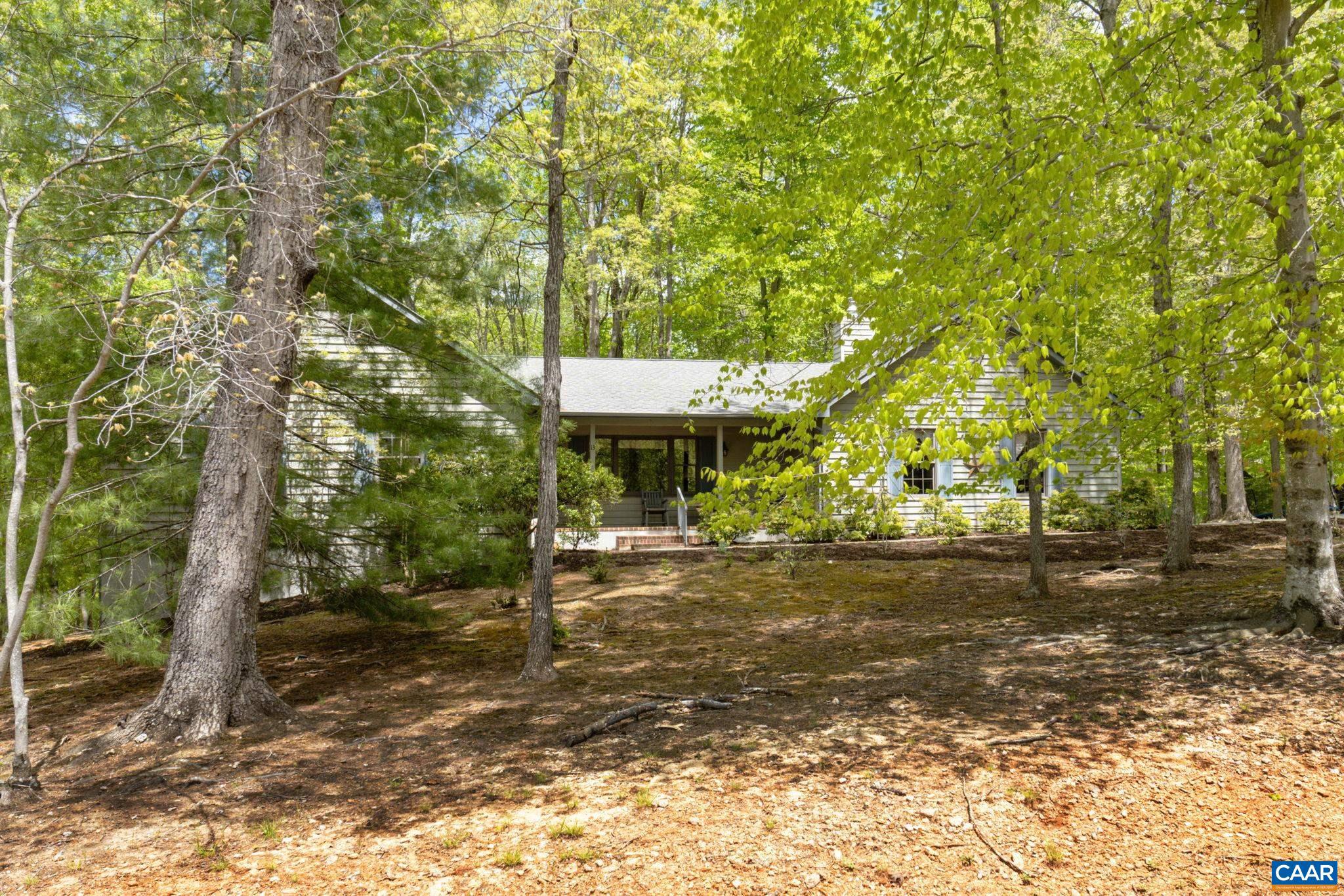LAKE MONTICELLO - Residential