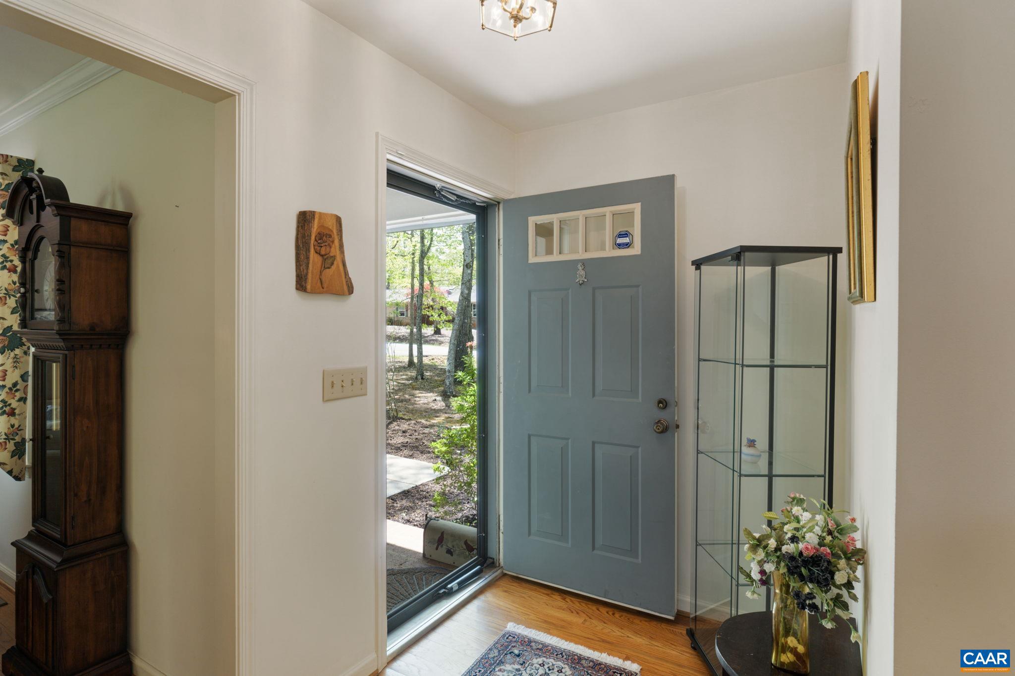 LAKE MONTICELLO - Residential