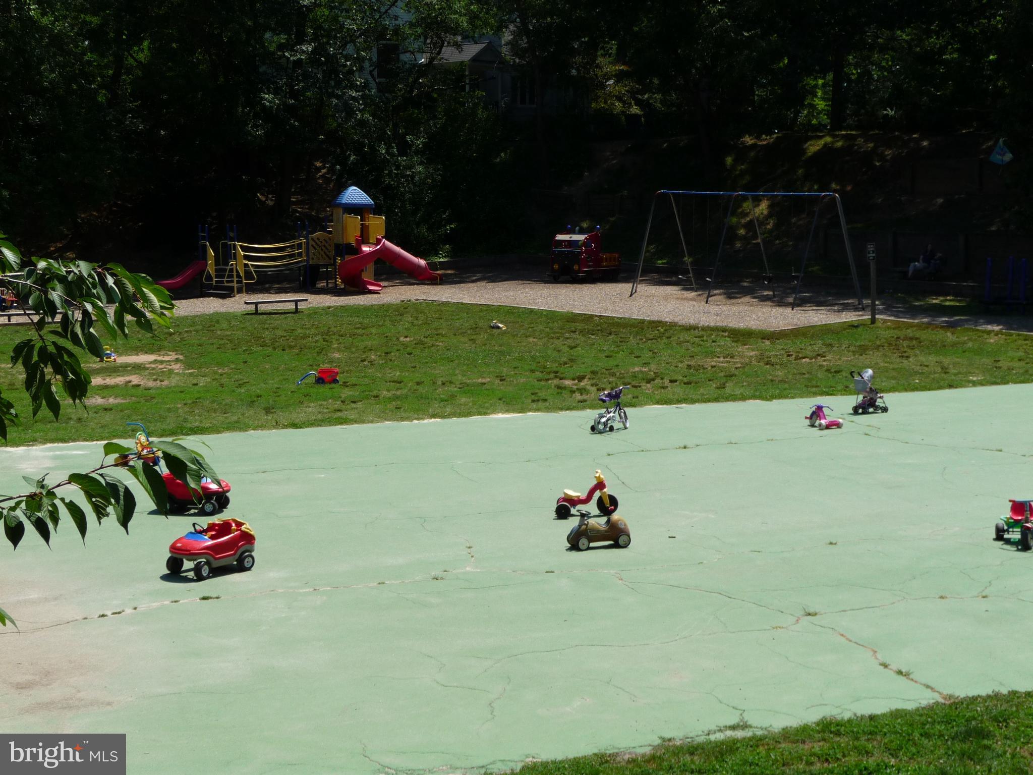 BEVERLY HILLS - Residential