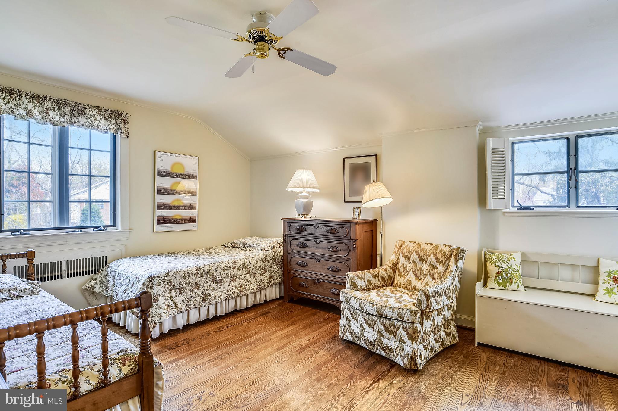 BEVERLY HILLS - Residential