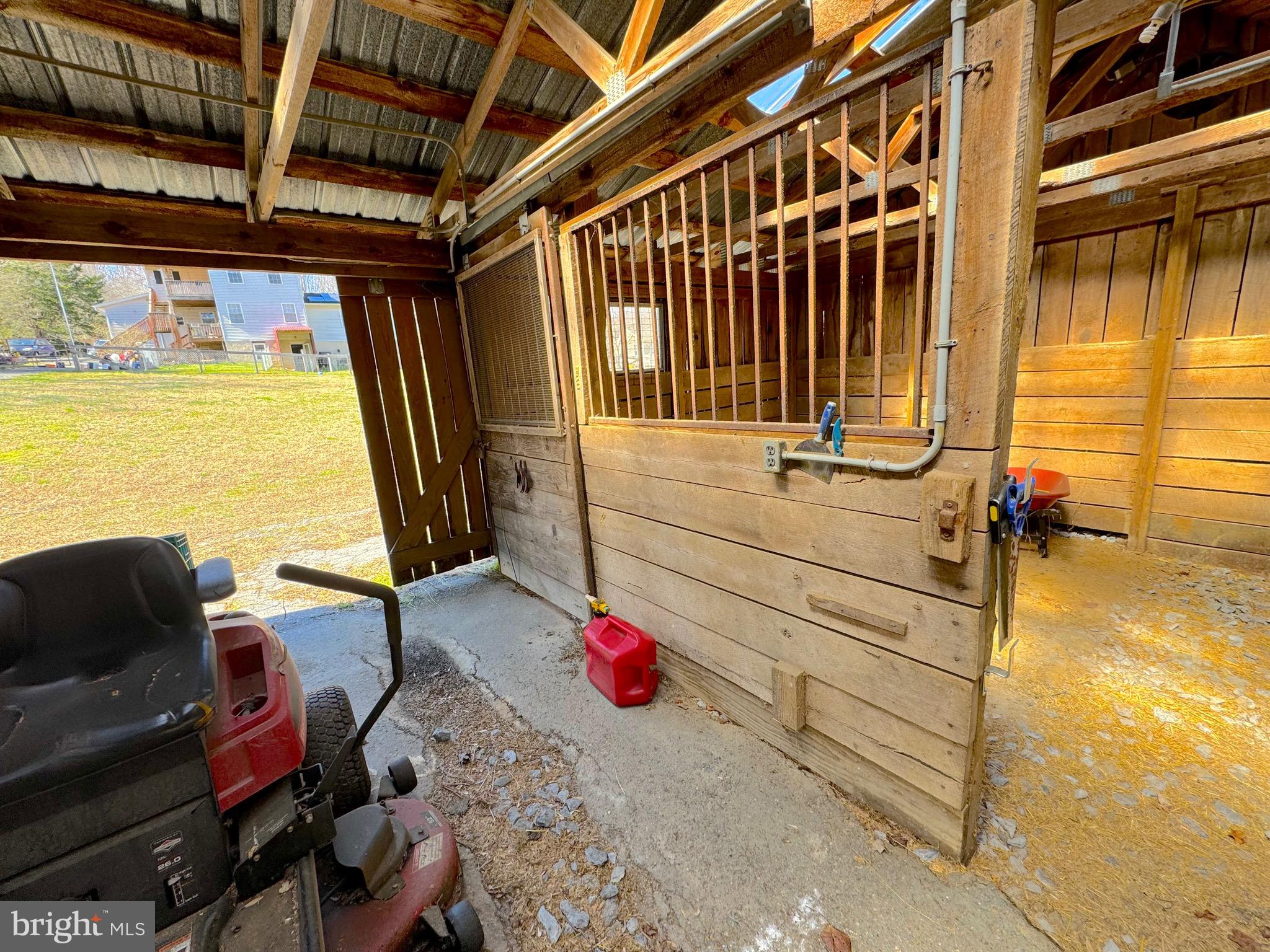 BLUE RIDGE FARMS - Farm