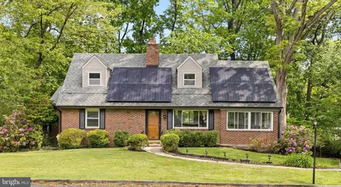 1918 Pagebrook Road, Silver Spring, MD MLS: MDMC2171768
