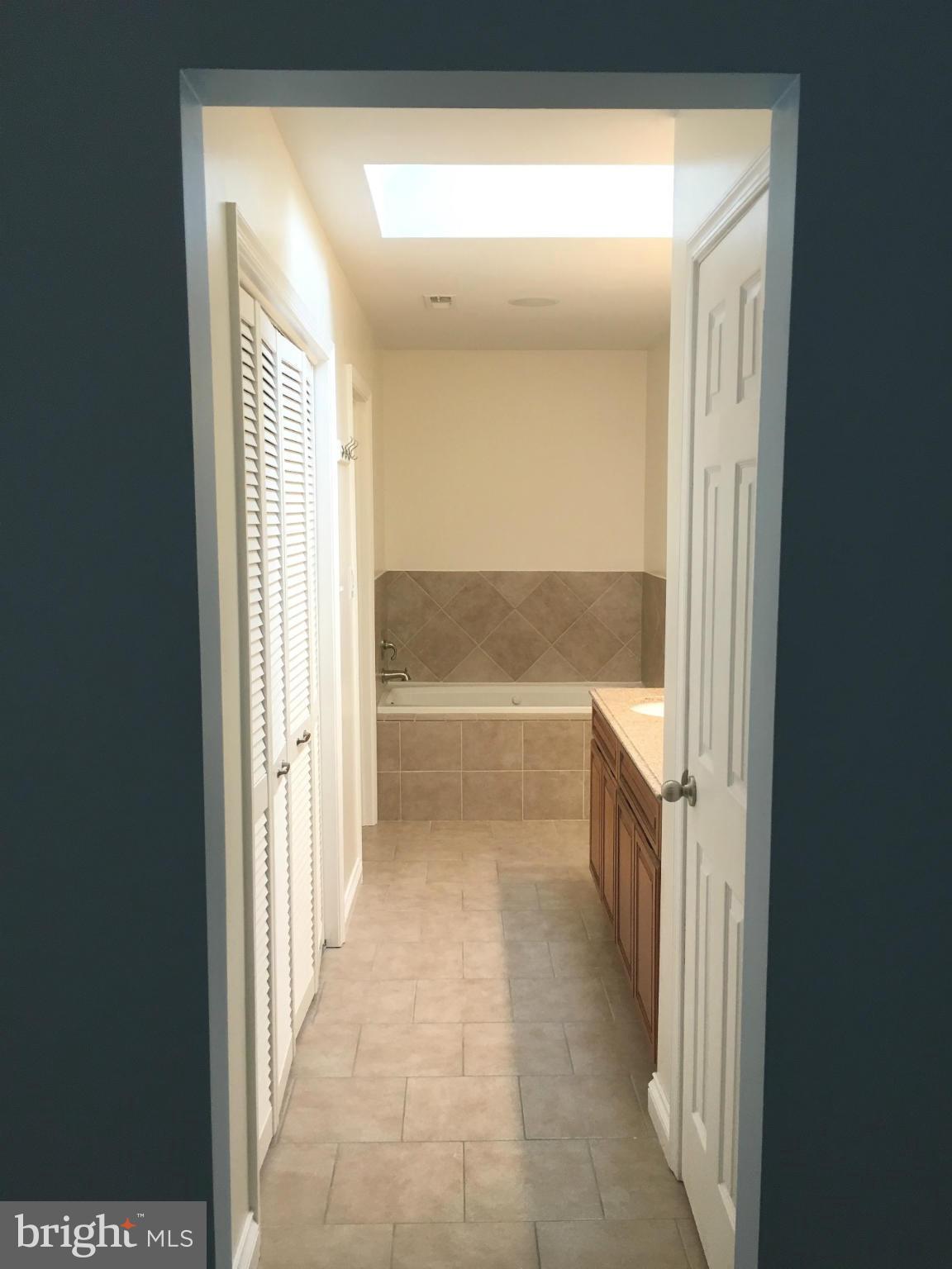 CEDAR COVE - Residential Lease