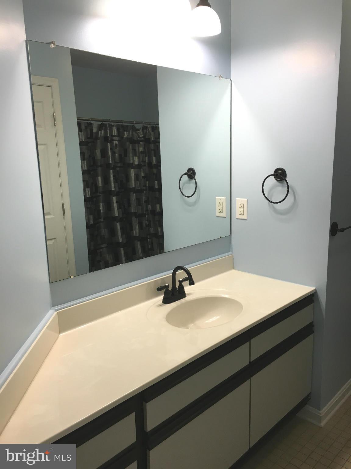 CEDAR COVE - Residential Lease