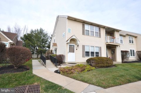 Condo For Sale - 4204 Adelaide Drive<br/> MOUNT LAUREL, NJ 08054