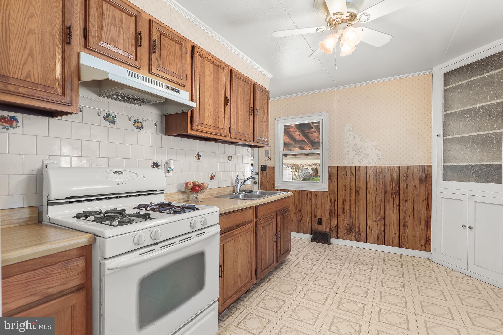 DOUGLAS ADDN - Residential